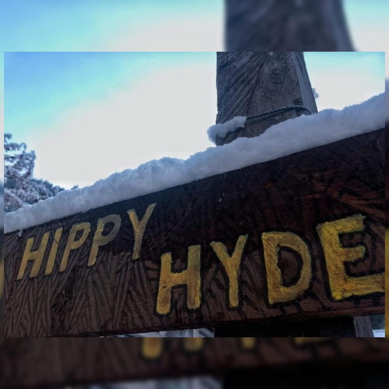 ホテル Hippy Hyde Kalga Kalgha エクステリア 写真